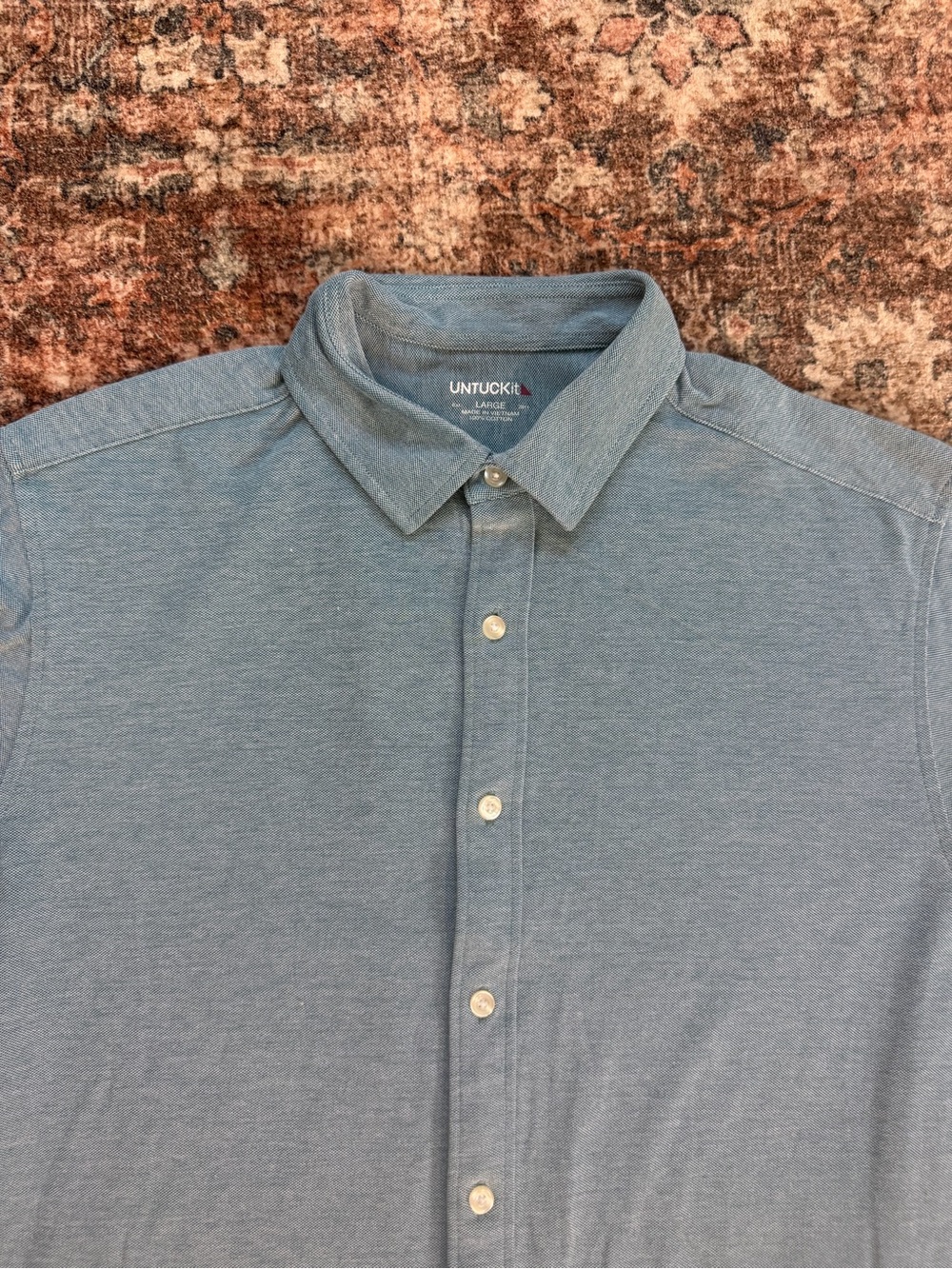 UNTUCKit Men's Blue Button-Down Shirt size large